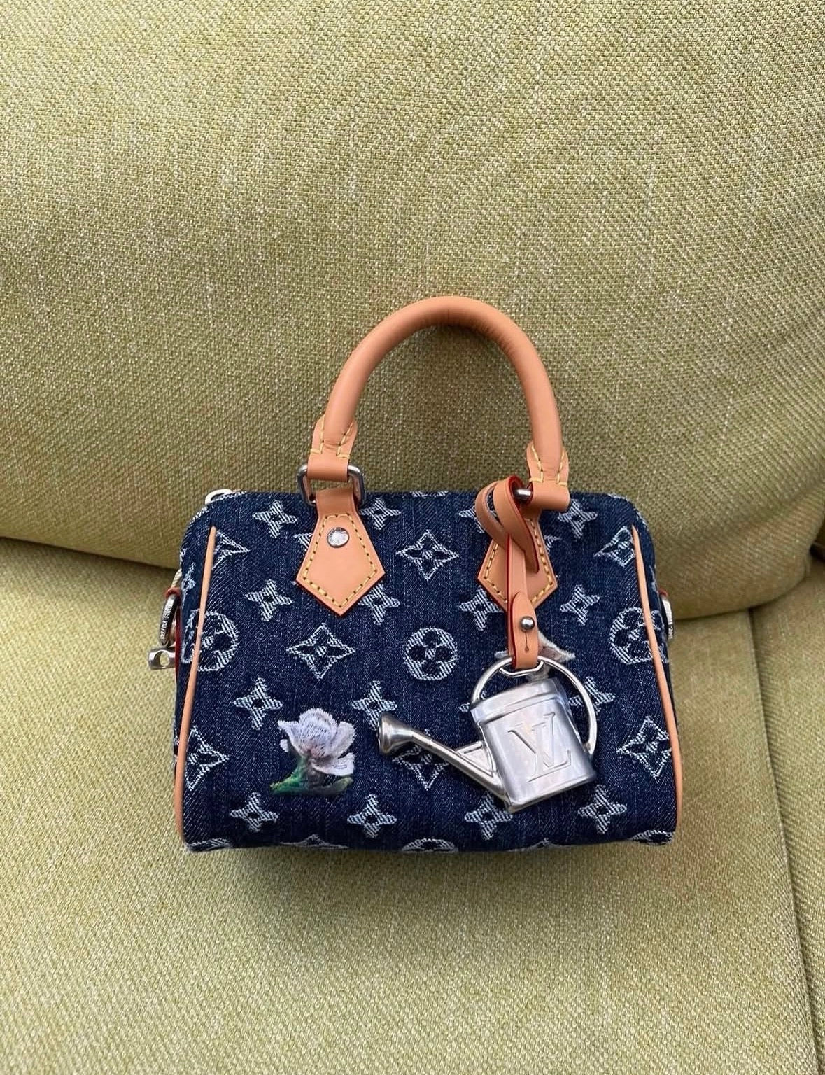 MINI DENIM CLUTCH