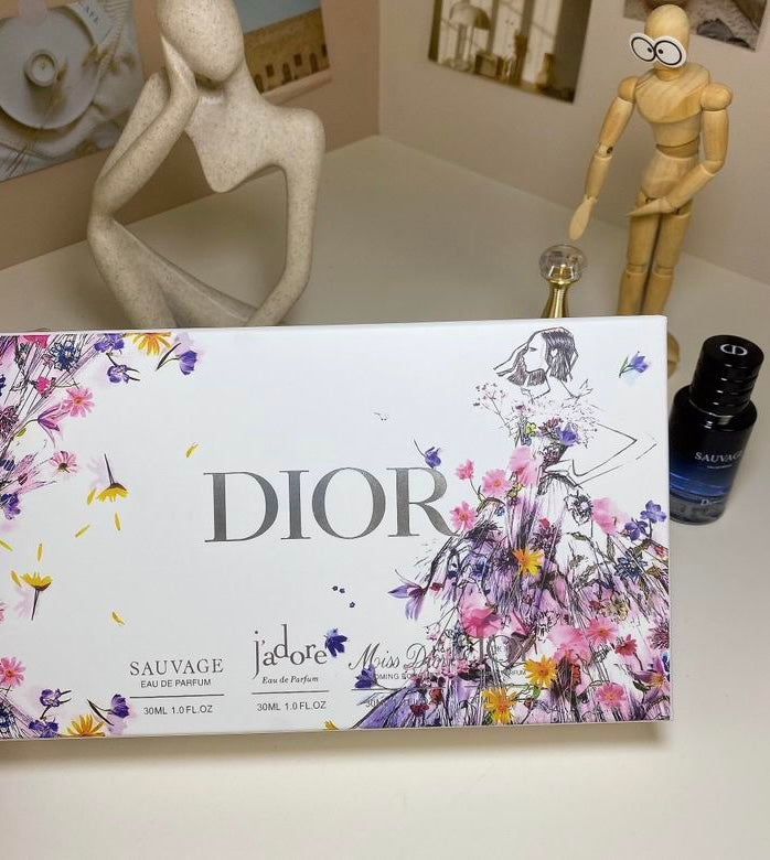 DIOR 4 PIECE PERFUME SET