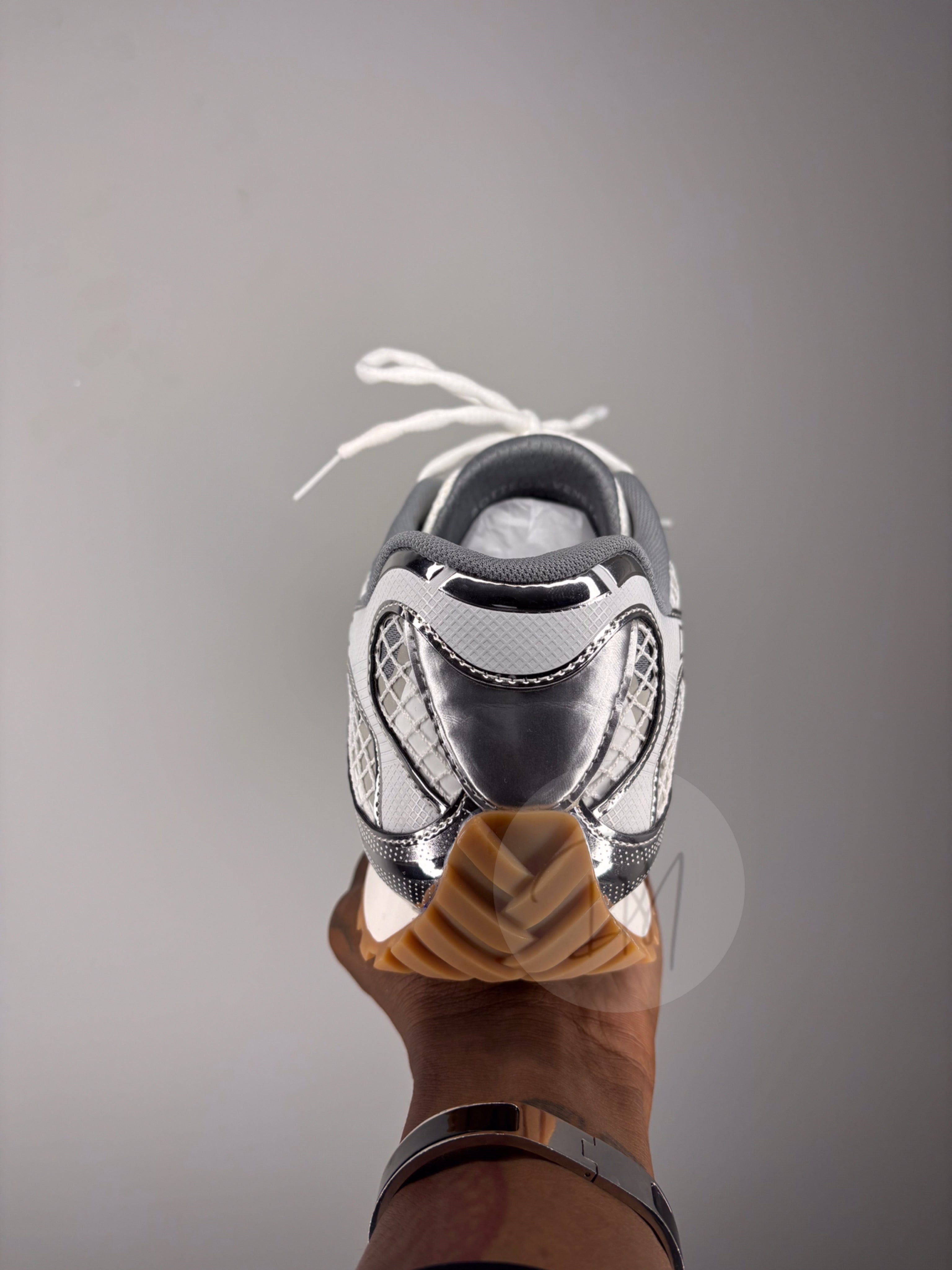 WHITE & SLIVER ORIBT SNEAKER'S