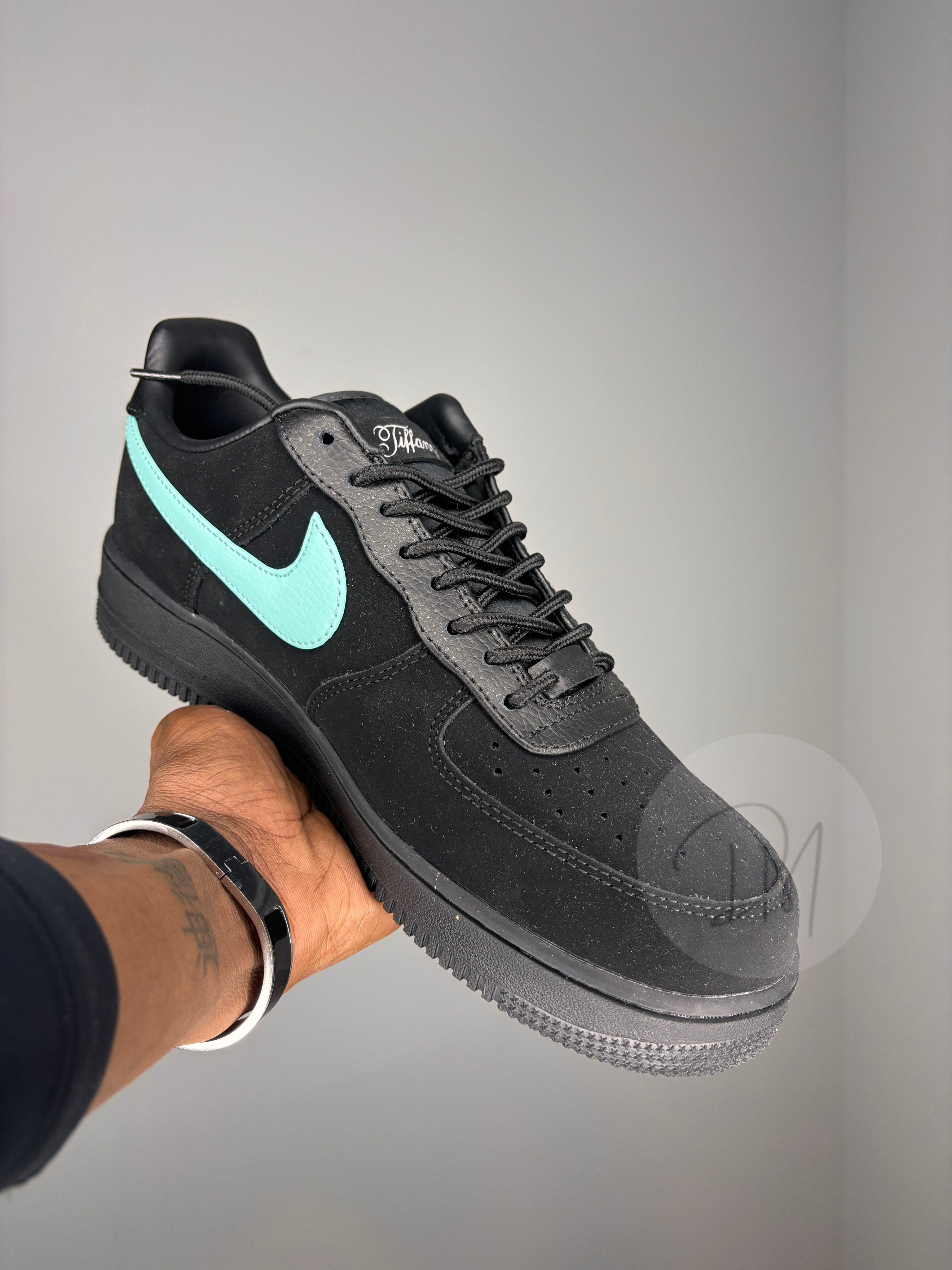 T&CO AF1