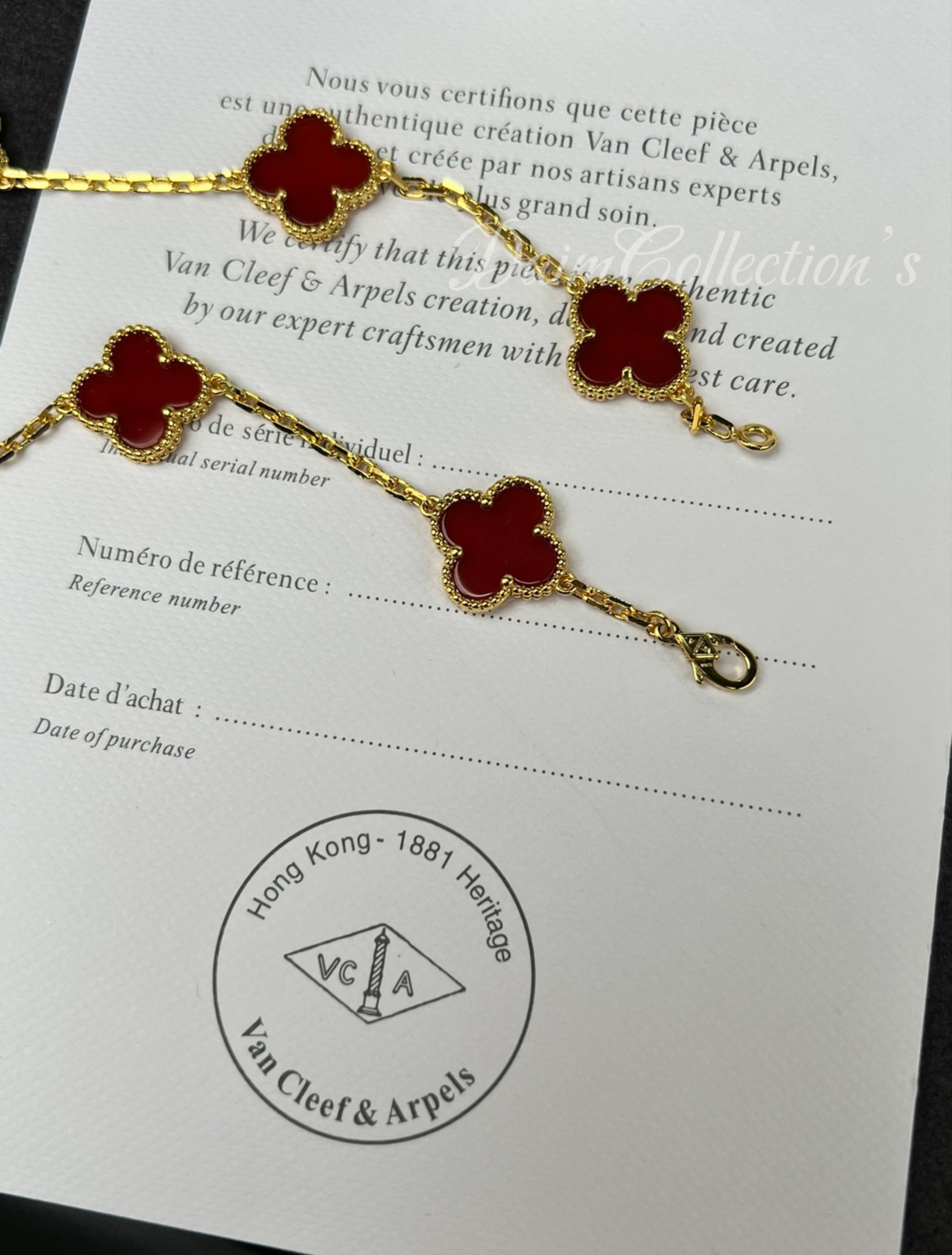 RED V/C A NECKLACE
