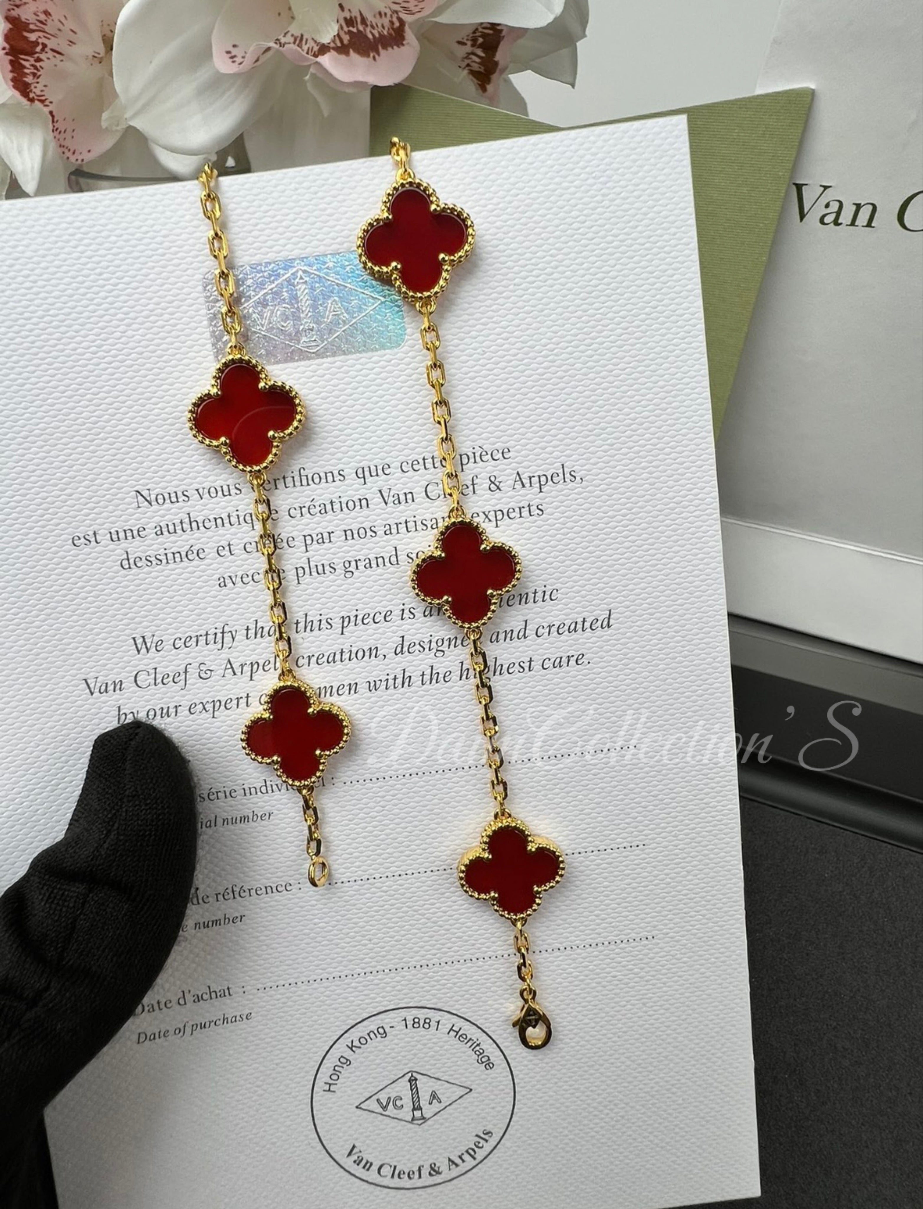 SMALL V/C & A NECKLACE