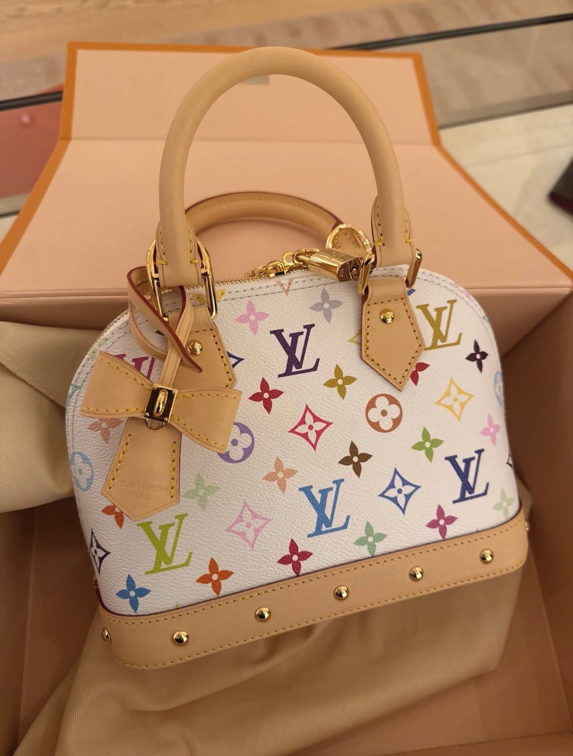 L.V MULTICOLOR SPEEDY