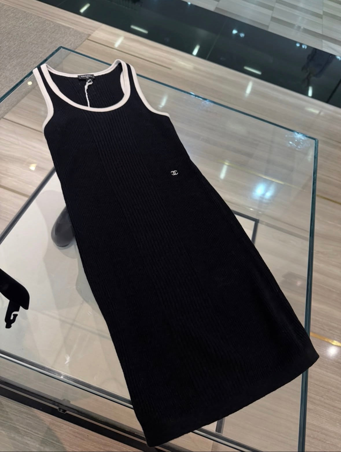 BLACK C.C TANK TOP