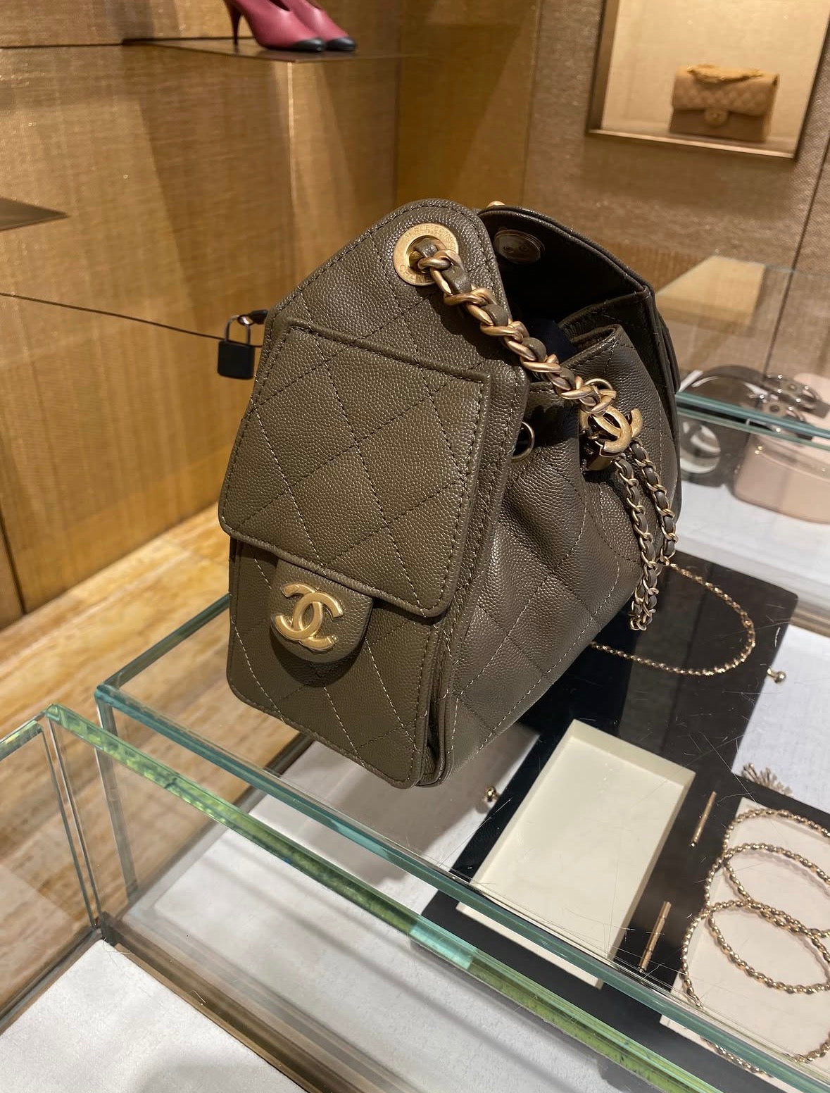 GREY C.C BUCKET BAG