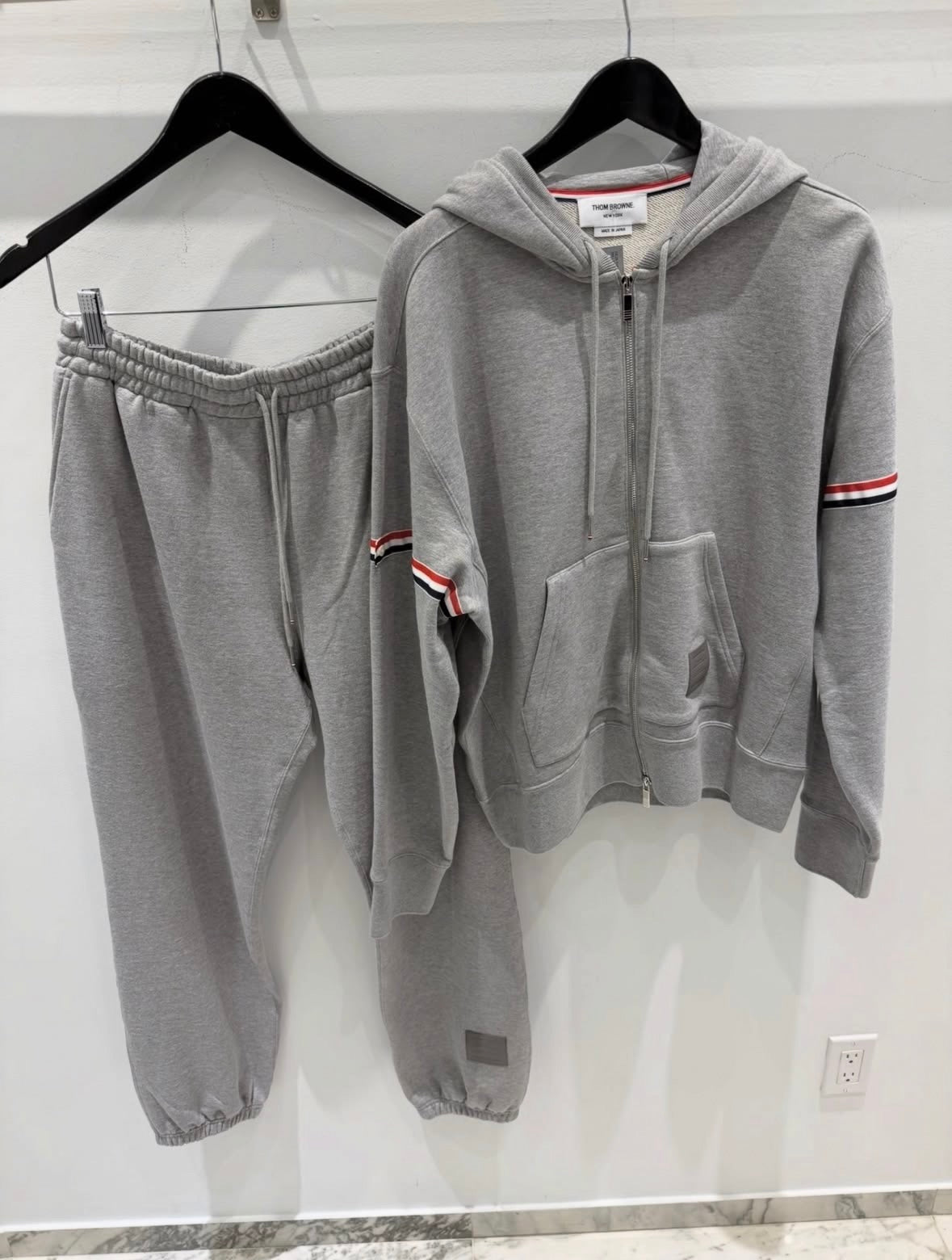 T. BROWNE 2 PIECE SET