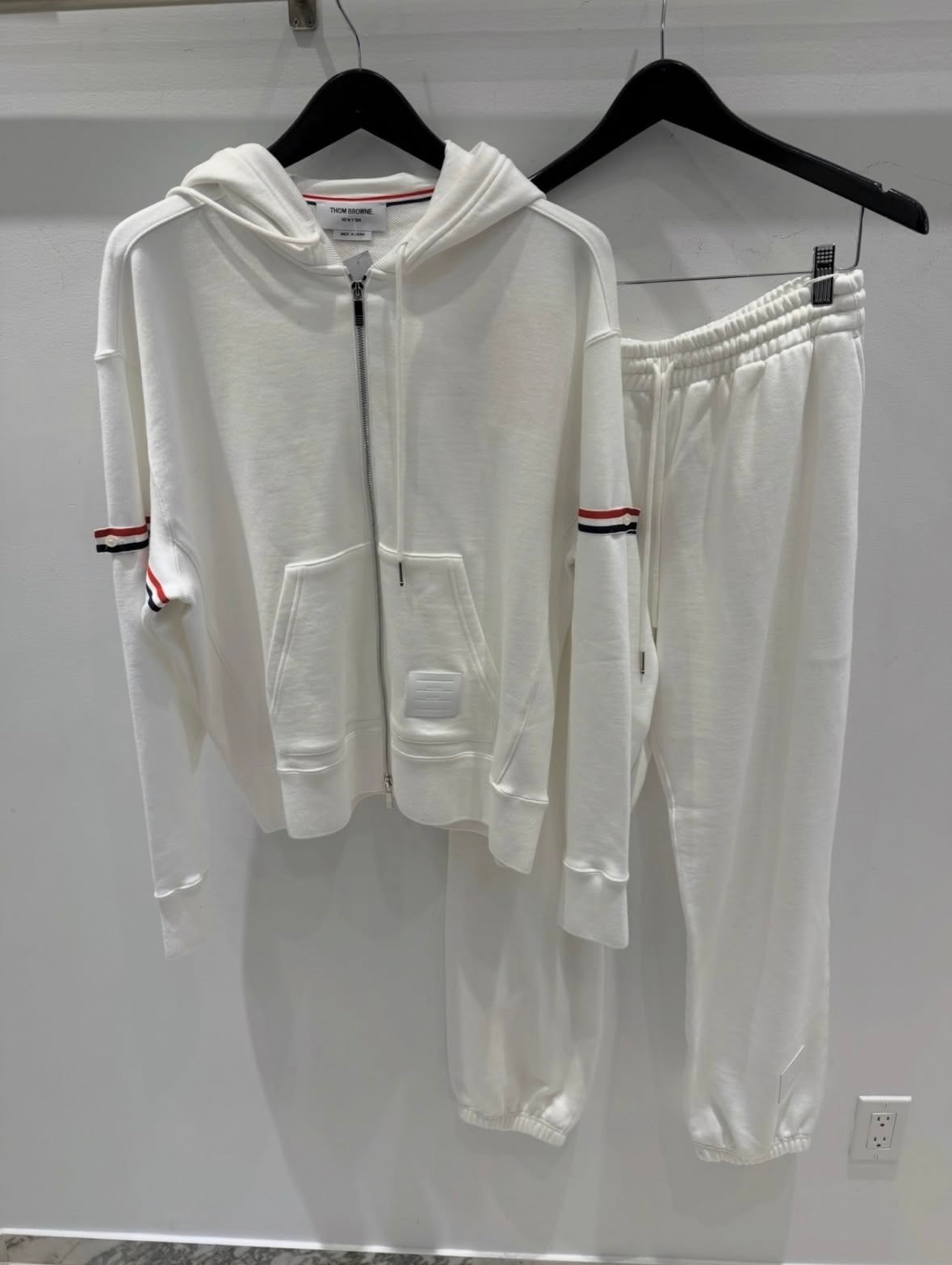 T. BROWNE 2 PIECE SET